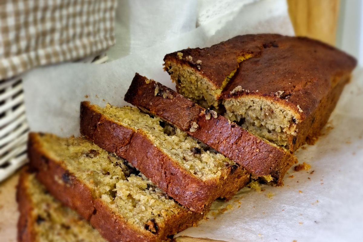 Air fryer banana bread