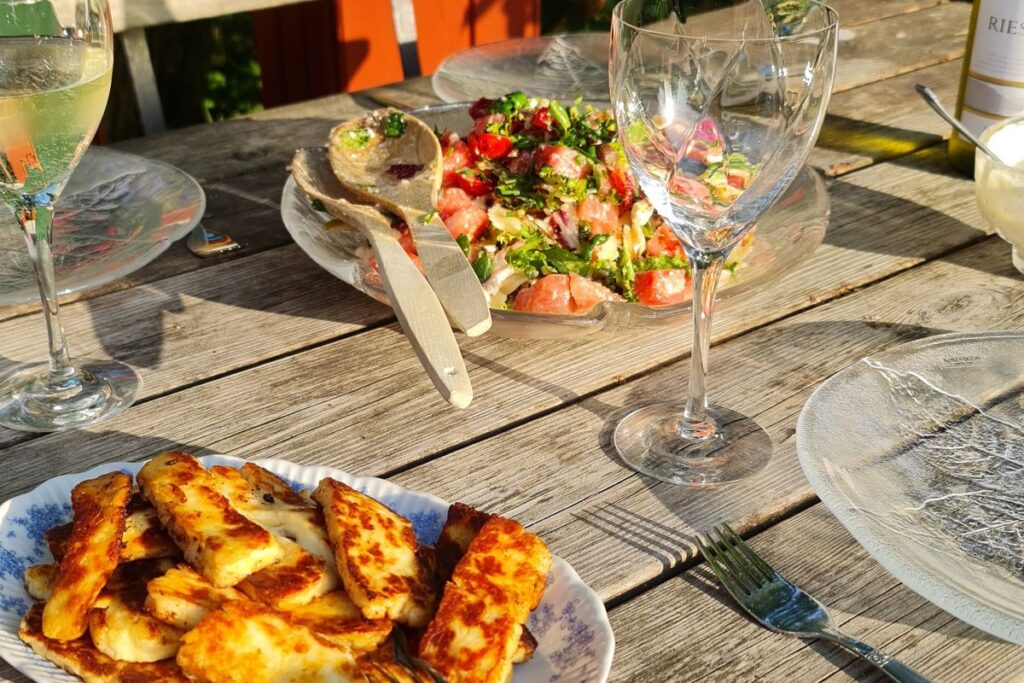 Golden halloumi fries