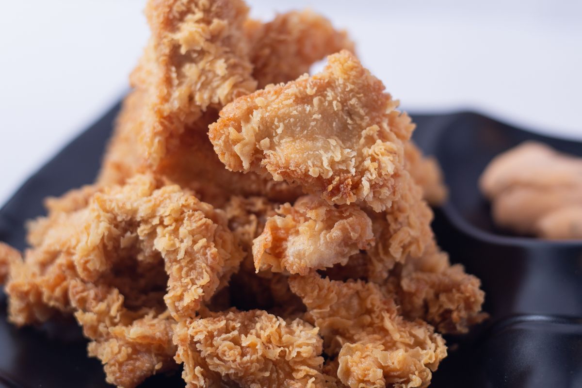 Air fryer popcorn chicken